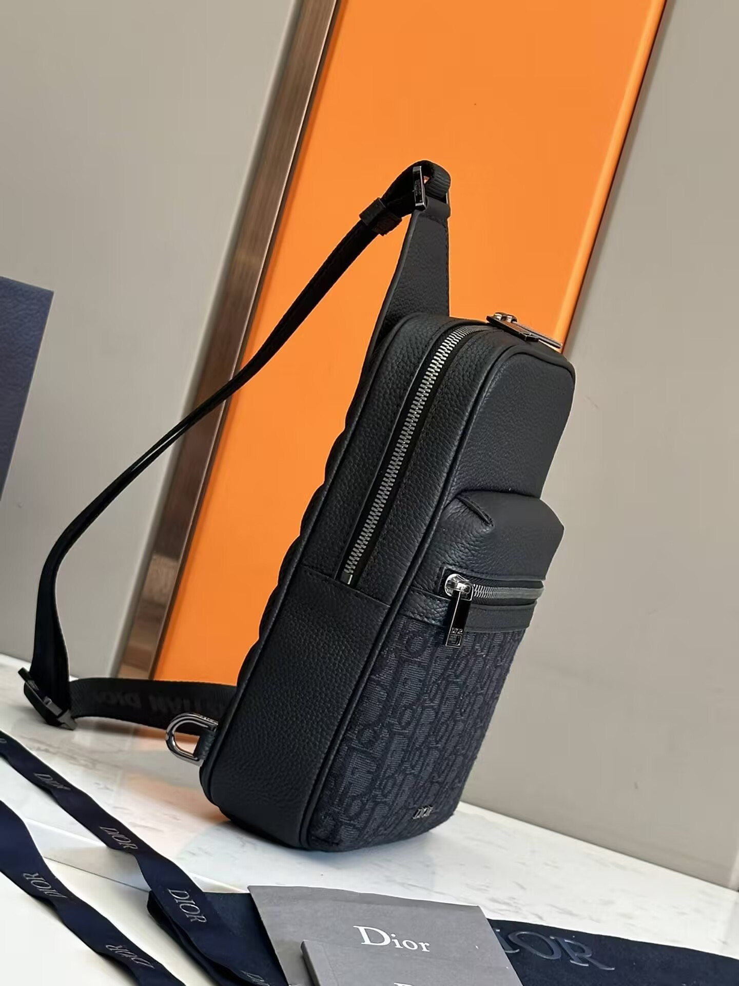 D*or rider 2.0 sling bag black D*or oblique jacquard and black grained calfskin 17x26x8cm